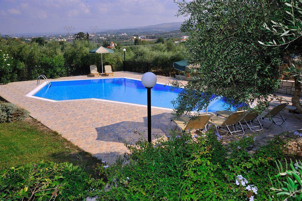 Lefkothea Villas With Large Pool, Bbq & Playground Adelianos Kampos Zewnętrze zdjęcie